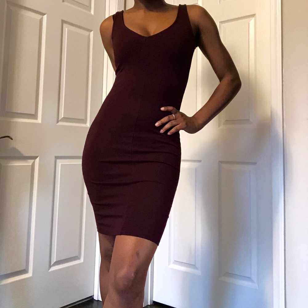 Forever 21 Burgundy Bodycon Cocktail Dress Size M
